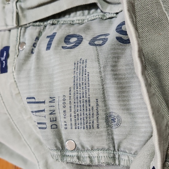 GAP green ladies Jeans - Picture 6 of 9